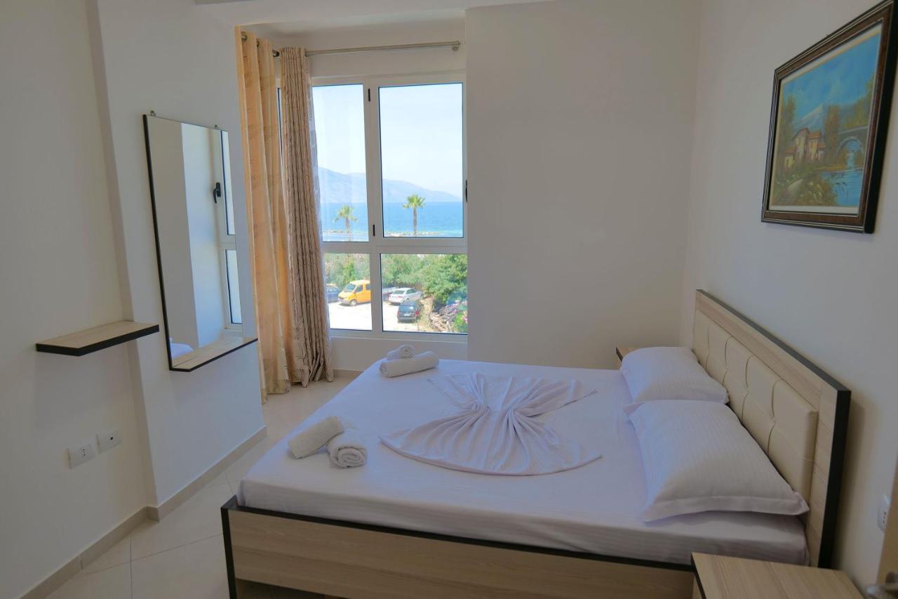 Almare Apartments فلورا المظهر الخارجي الصورة