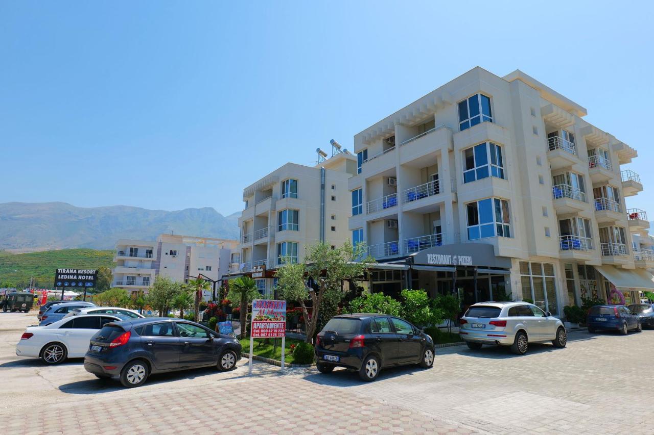 Almare Apartments فلورا المظهر الخارجي الصورة