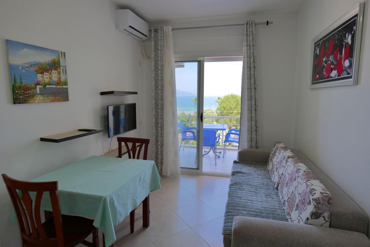 Almare Apartments فلورا المظهر الخارجي الصورة